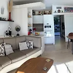 Cala Sultana -baie Santa Giulia - Rez Jardin 1ere Ligne 维琪奥港