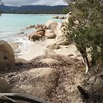 Cala Sultana -baie Santa Giulia - Rez Jardin 1ere Ligne