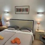 Cala Sultana -baie Santa Giulia - Rez Jardin 1ere Ligne *