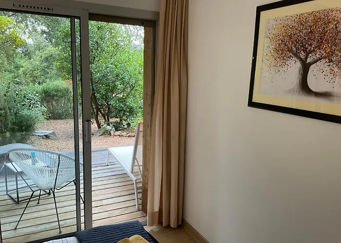 Cala Sultana -baie Santa Giulia - Rez Jardin 1ere Ligne Порто-Веккьо