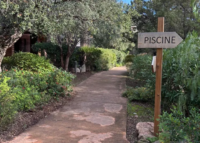 Cala Sultana -baie Santa Giulia - Rez Jardin 1ere Ligne Апартаменты